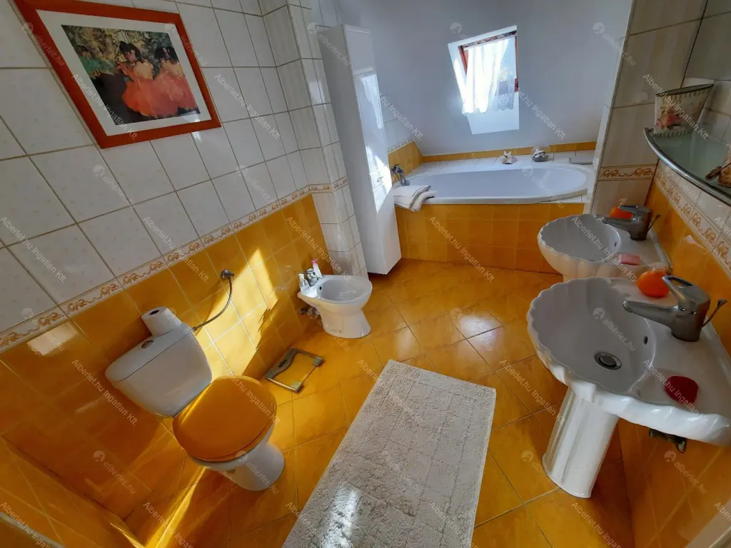 Kiadó albérlet 1000000 Ft/hó áron: Budapest, XII. kerület  Szendi utca. Mérete: 233 nm, 5 szobás | Alberlet.hu - 6692628