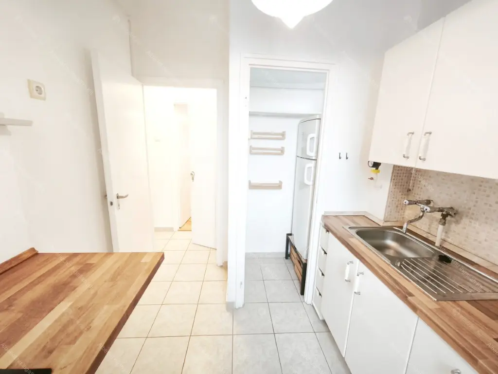 Kiadó albérlet 250000 Ft/hó áron: Budapest, XII. kerület  Szilassy út. Mérete: 55 nm, 2 szobás | Alberlet.hu - 6656577