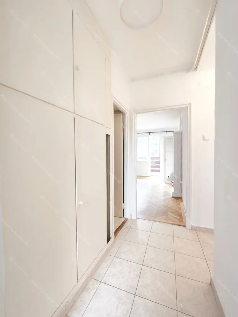 Kiadó albérlet 250000 Ft/hó áron: Budapest, XII. kerület  Szilassy út. Mérete: 55 nm, 2 szobás | Alberlet.hu - 6656589