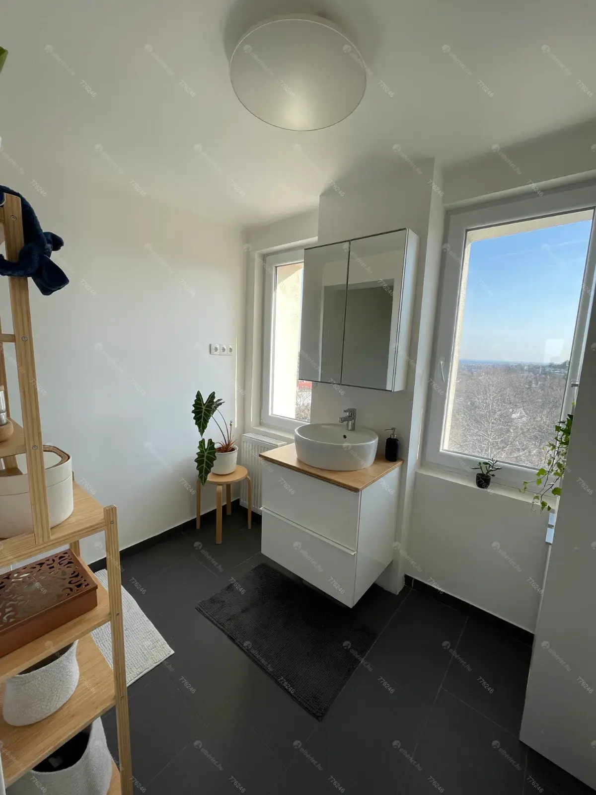 Kiadó albérlet 350000 Ft/hó áron: Budapest, XII. kerület  Thomán István utca. Mérete: 68 nm, 2 szobás | Alberlet.hu - 6683368