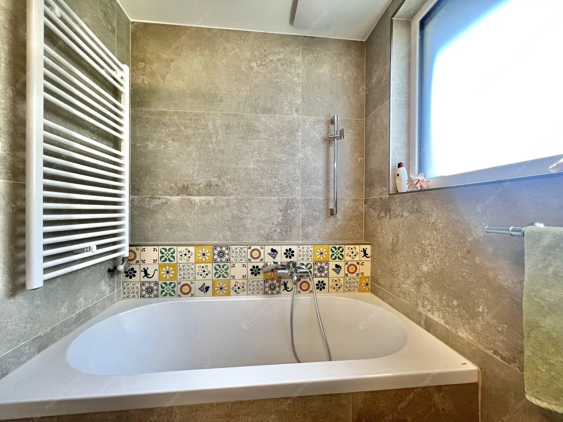 Kiadó albérlet 1280000 Ft/hó áron: Budapest, XII. kerület  Trencséni utca. Mérete: 130 nm, 4 szobás | Alberlet.hu - 6553436