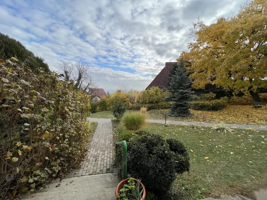 Kiadó albérlet 255000 Ft/hó áron: Budapest, XII. kerület  Tündér utca. Mérete: 48 nm, 2 szobás | Alberlet.hu - 6624165