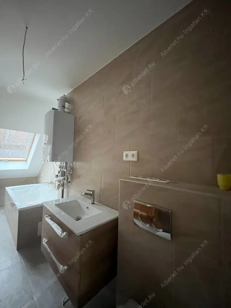 Kiadó albérlet 650000 Ft/hó áron: Budapest, XII. kerület  Városkúti út. Mérete: 100 nm, 4 szobás | Alberlet.hu - 6612495