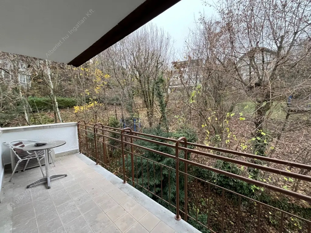 Kiadó albérlet 650000 Ft/hó áron: Budapest, XII. kerület  Városkúti út. Mérete: 100 nm, 4 szobás | Alberlet.hu - 6612501