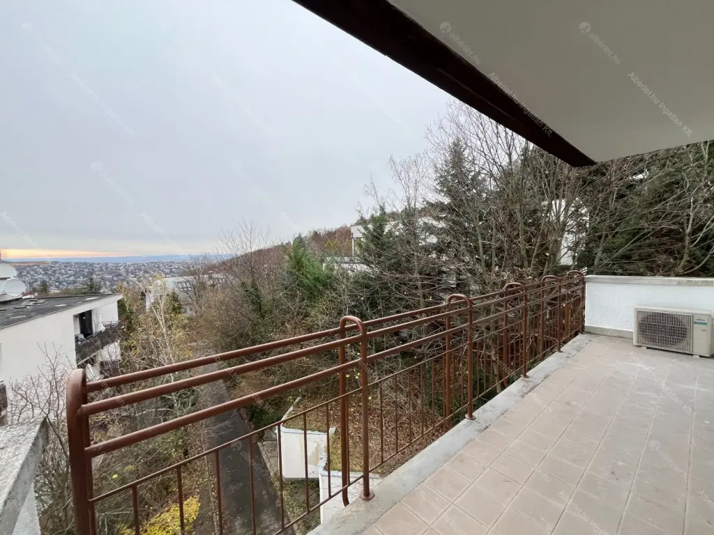 Kiadó albérlet 650000 Ft/hó áron: Budapest, XII. kerület  Városkúti út. Mérete: 100 nm, 4 szobás | Alberlet.hu - 6671829