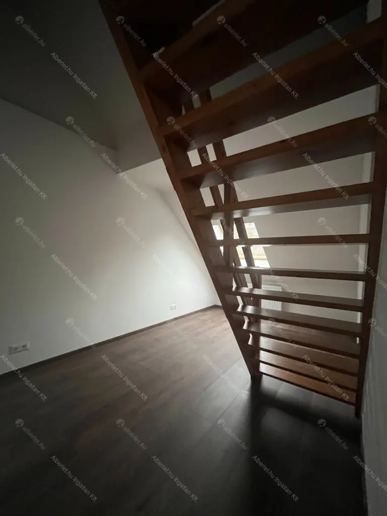 Kiadó albérlet 650000 Ft/hó áron: Budapest, XII. kerület  Városkúti út. Mérete: 100 nm, 4 szobás | Alberlet.hu - 6671831