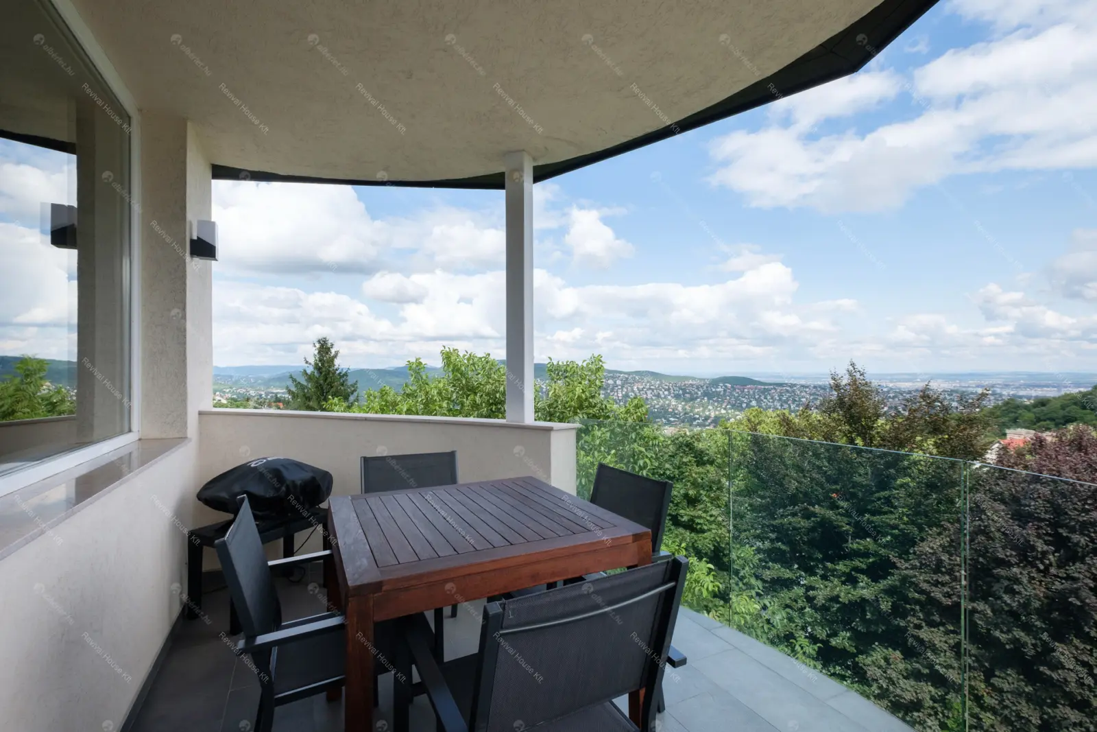 Kiadó albérlet 1050000 Ft/hó áron: Budapest, XII. kerület  Városkúti út. Mérete: 142 nm, 5 szobás | Alberlet.hu - 6112653