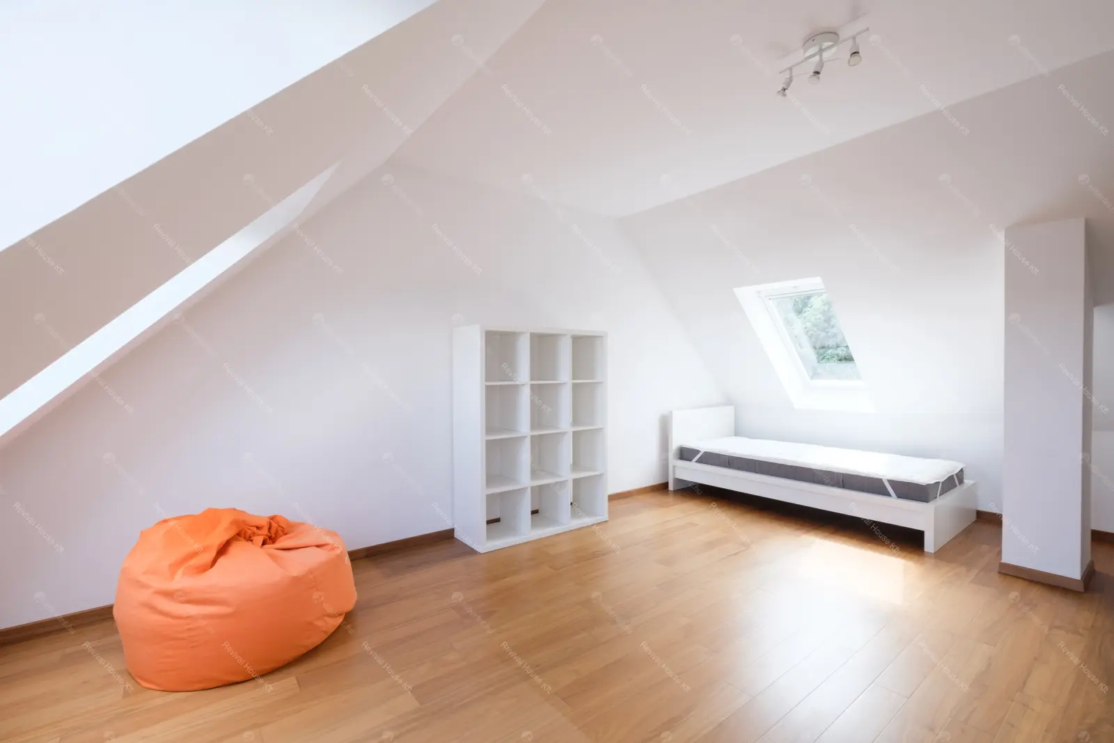 Kiadó albérlet 1050000 Ft/hó áron: Budapest, XII. kerület  Városkúti út. Mérete: 142 nm, 5 szobás | Alberlet.hu - 6112669