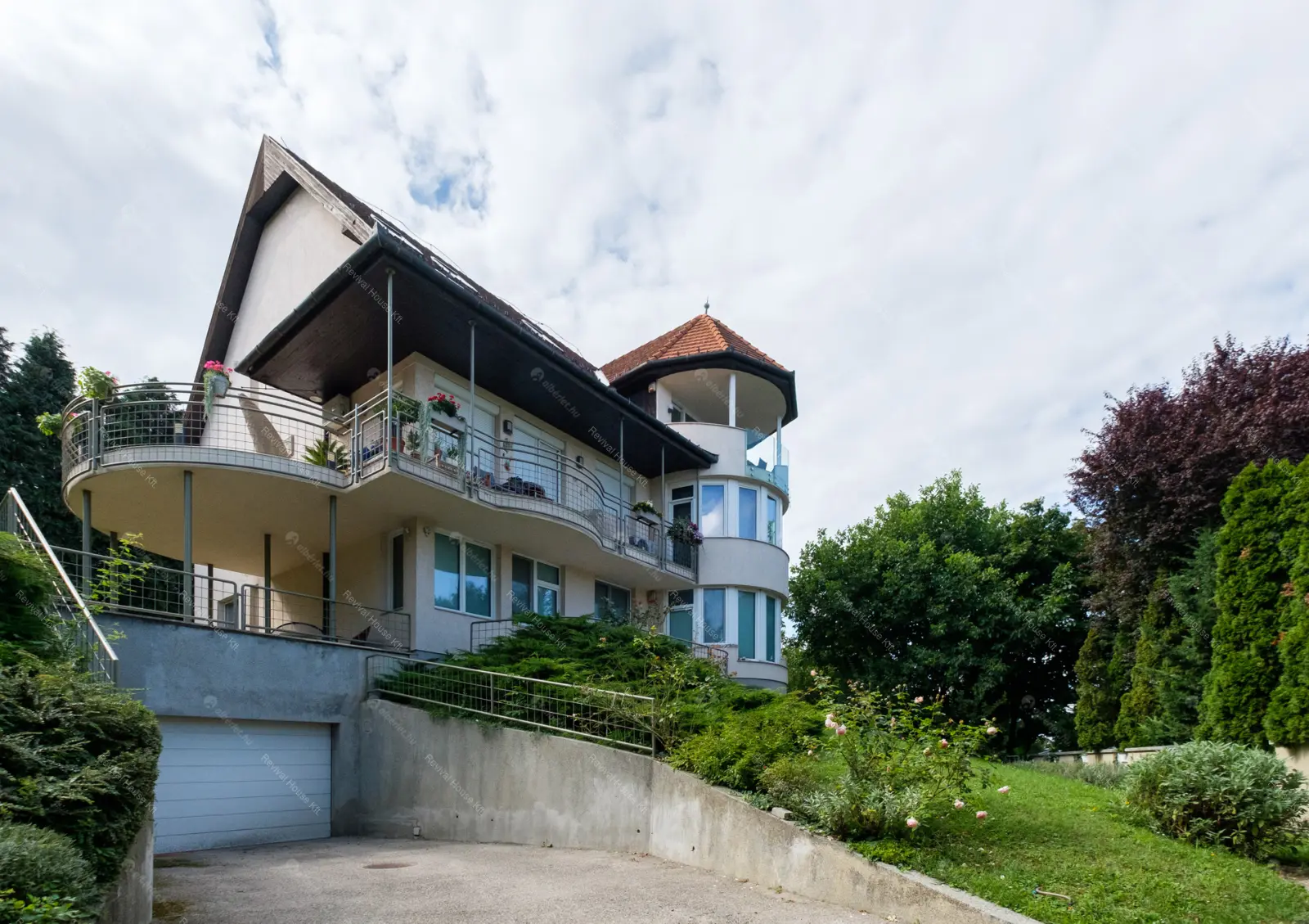 Kiadó albérlet 1050000 Ft/hó áron: Budapest, XII. kerület  Városkúti út. Mérete: 142 nm, 5 szobás | Alberlet.hu - 6112678