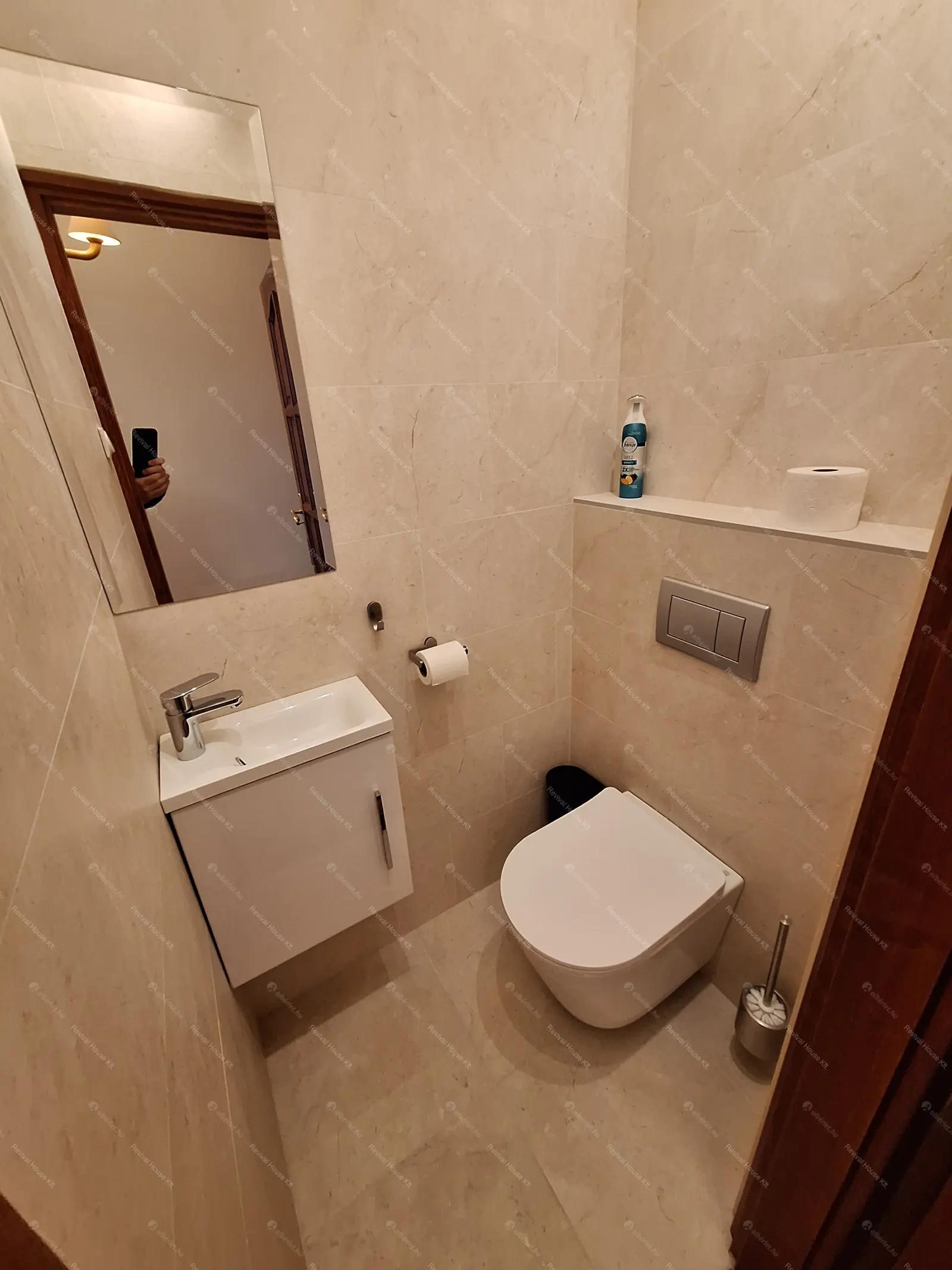 Kiadó albérlet 938000 Ft/hó áron: Budapest, XII. kerület  Városkúti út. Mérete: 240 nm, 5 szobás | Alberlet.hu - 6662795