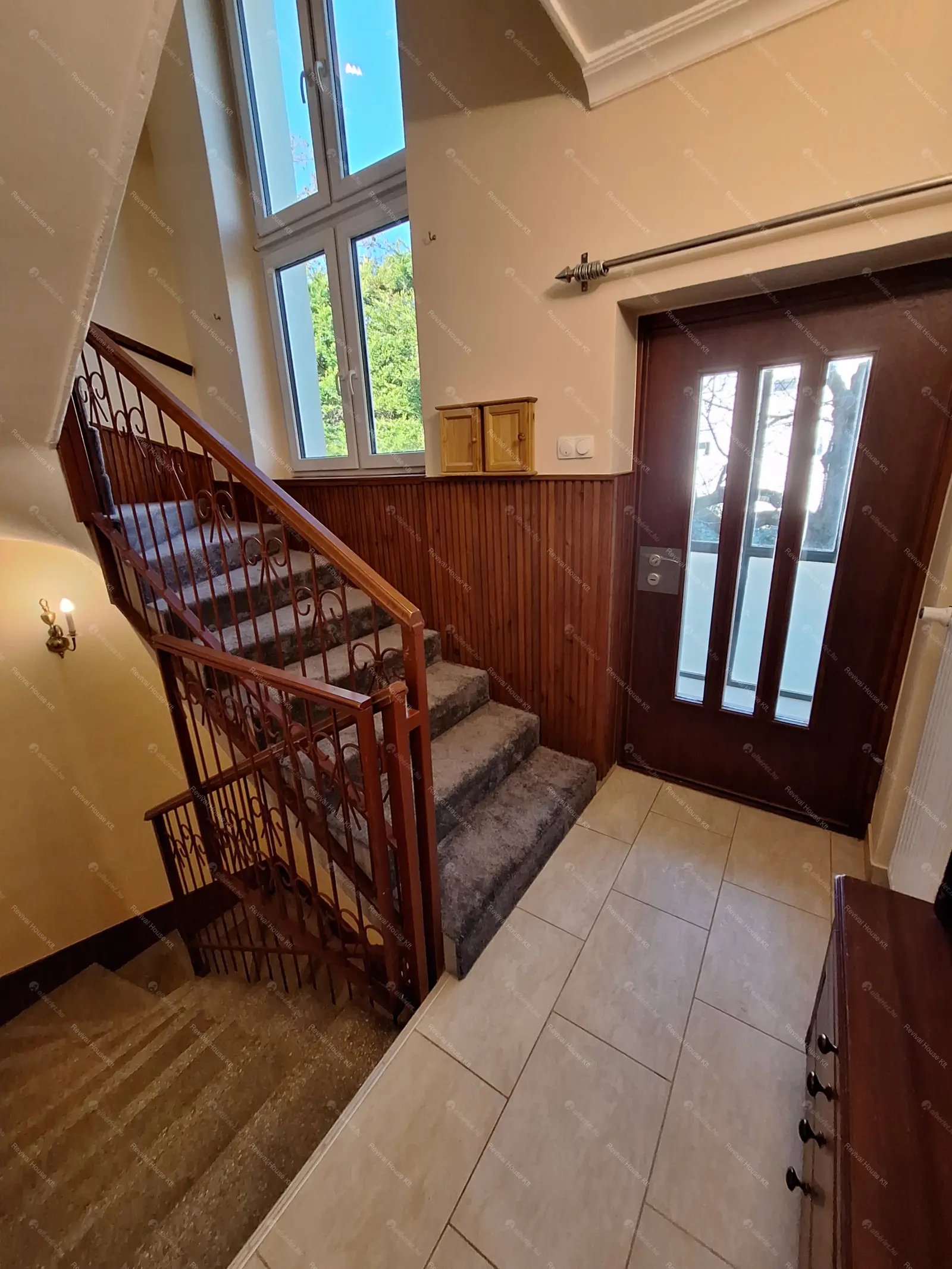 Kiadó albérlet 938000 Ft/hó áron: Budapest, XII. kerület  Városkúti út. Mérete: 240 nm, 5 szobás | Alberlet.hu - 6662812