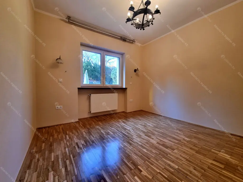 Kiadó albérlet 950000 Ft/hó áron: Budapest, XII. kerület  Városkúti út. Mérete: 240 nm, 5 szobás | Alberlet.hu - 6669923