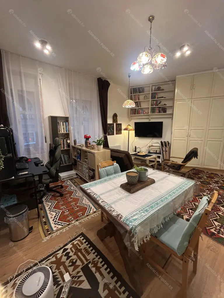 Kiadó albérlet 270000 Ft/hó áron: Budapest, XII. kerület  Városmajor utca. Mérete: 52 nm, 1 szobás | Alberlet.hu - 6653387