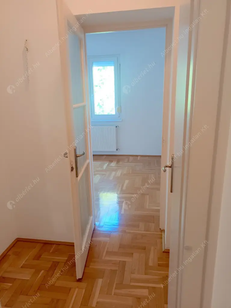 Kiadó albérlet 295000 Ft/hó áron: Budapest, XII. kerület  Zeke utca. Mérete: 53 nm, 2 szobás | Alberlet.hu - 6607314