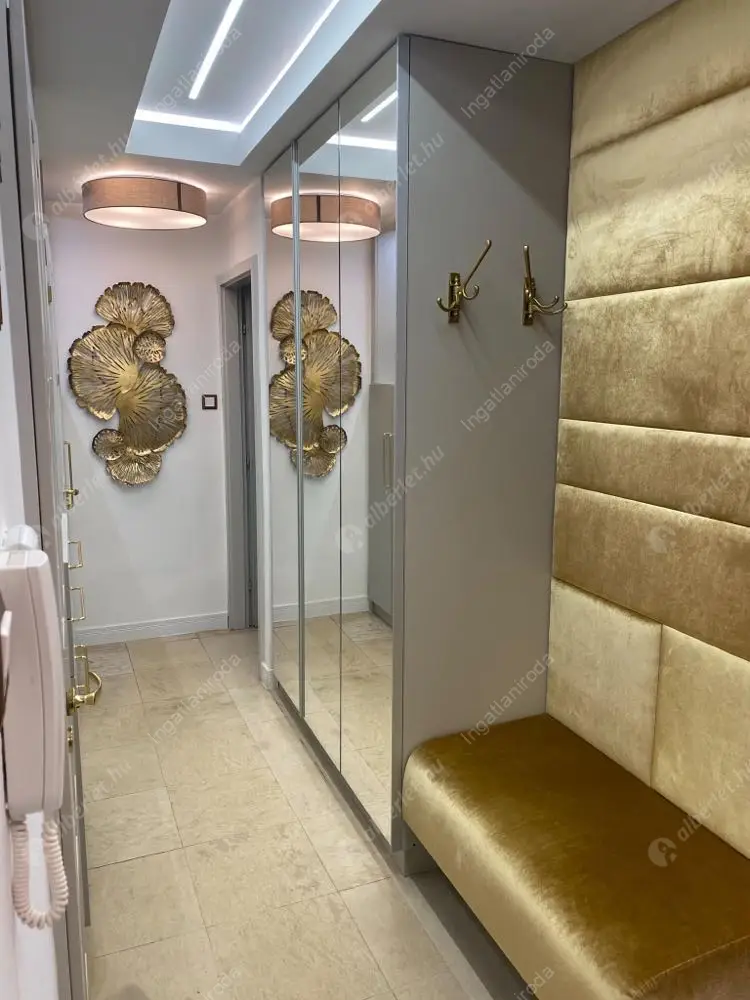 Kiadó albérlet 776000 Ft/hó áron: Budapest, XII. kerület  zugligeti út. Mérete: 128 nm, 2 szobás | Alberlet.hu - 6403983