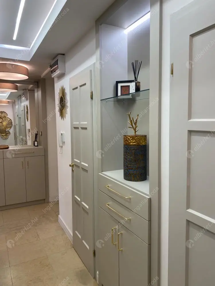 Kiadó albérlet 776000 Ft/hó áron: Budapest, XII. kerület  zugligeti út. Mérete: 128 nm, 2 szobás | Alberlet.hu - 6409883