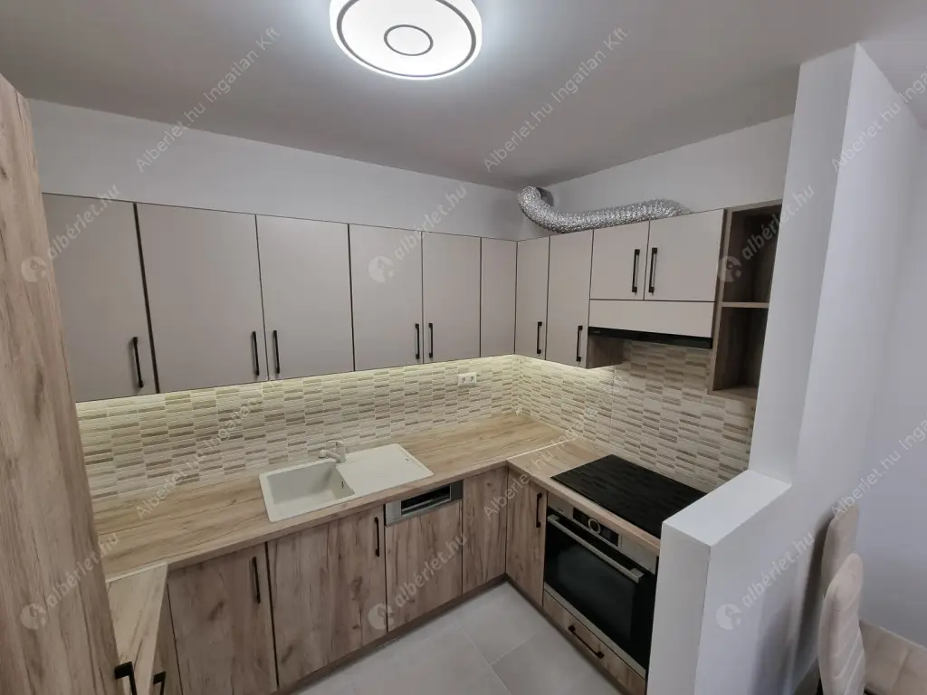 Kiadó albérlet 350000 Ft/hó áron: Budapest, XIII. kerület  Angyalföldi út. Mérete: 52 nm, 2 szobás | Alberlet.hu - 6606202