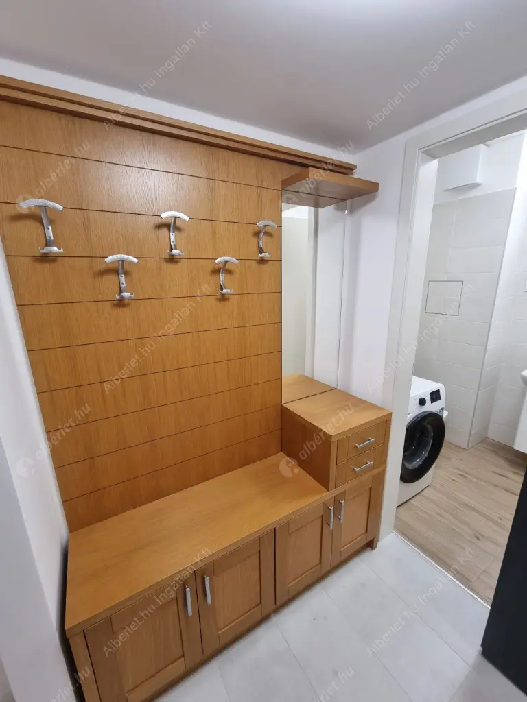 Kiadó albérlet 350000 Ft/hó áron: Budapest, XIII. kerület  Angyalföldi út. Mérete: 52 nm, 2 szobás | Alberlet.hu - 6606206