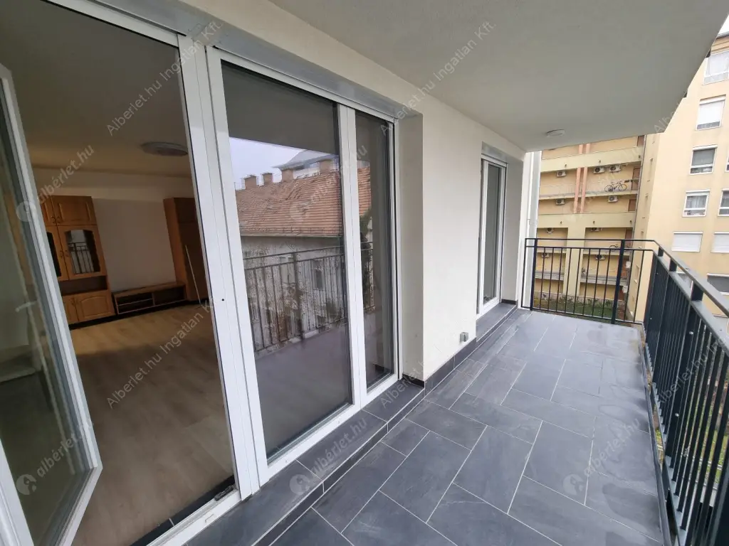 Kiadó albérlet 350000 Ft/hó áron: Budapest, XIII. kerület  Angyalföldi út. Mérete: 52 nm, 2 szobás | Alberlet.hu - 6606210