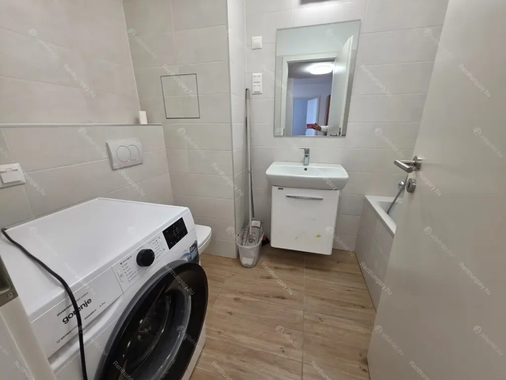 Kiadó albérlet 300000 Ft/hó áron: Budapest, XIII. kerület  Angyalföldi út. Mérete: 52 nm, 2 szobás | Alberlet.hu - 6679151