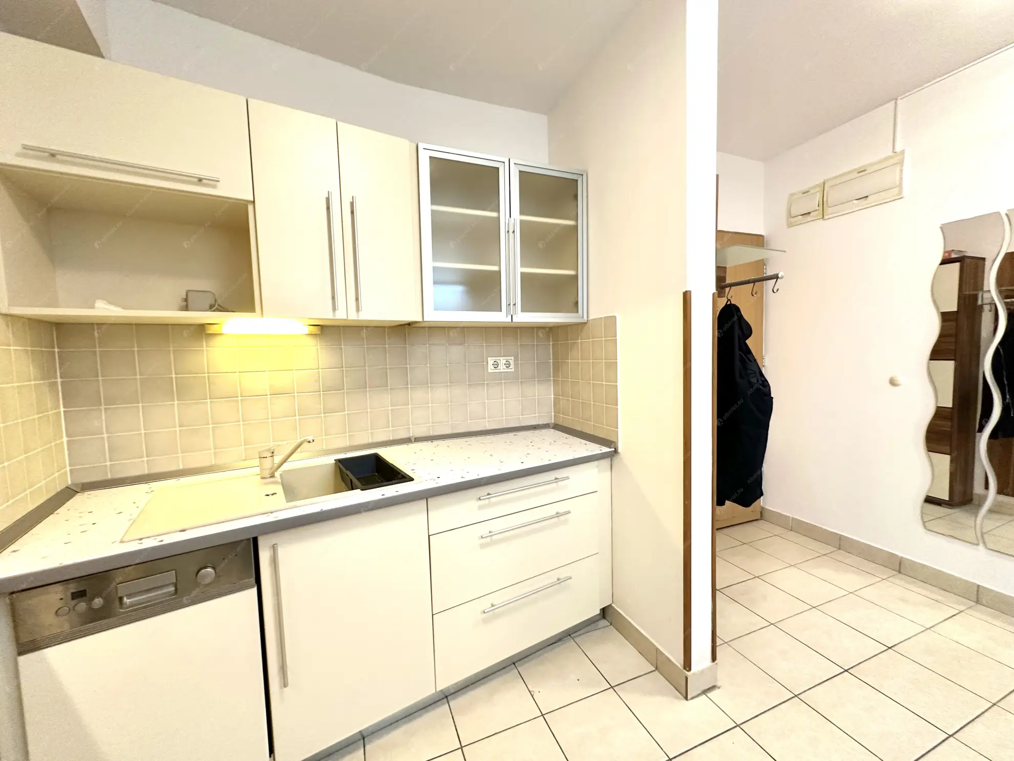 Kiadó albérlet 280000 Ft/hó áron: Budapest, XIII. kerület  Angyalföldi út. Mérete: 53 nm, 2 szobás | Alberlet.hu - 6582968