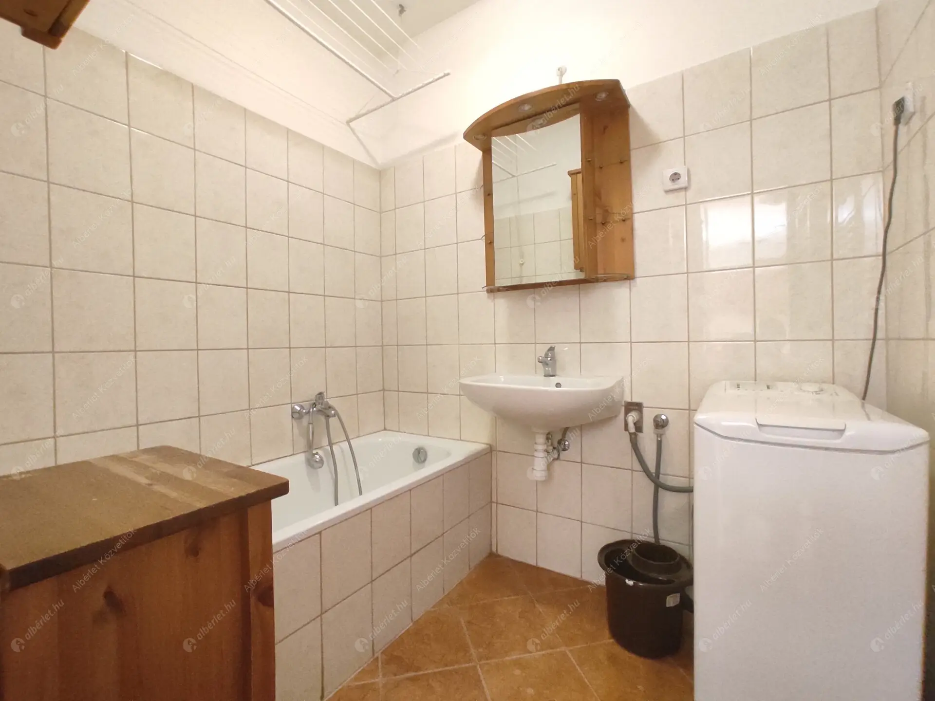 Kiadó albérlet 230000 Ft/hó áron: Budapest, XIII. kerület  Angyalföldi út. Mérete: 75 nm, 2 szobás | Alberlet.hu - 6599438