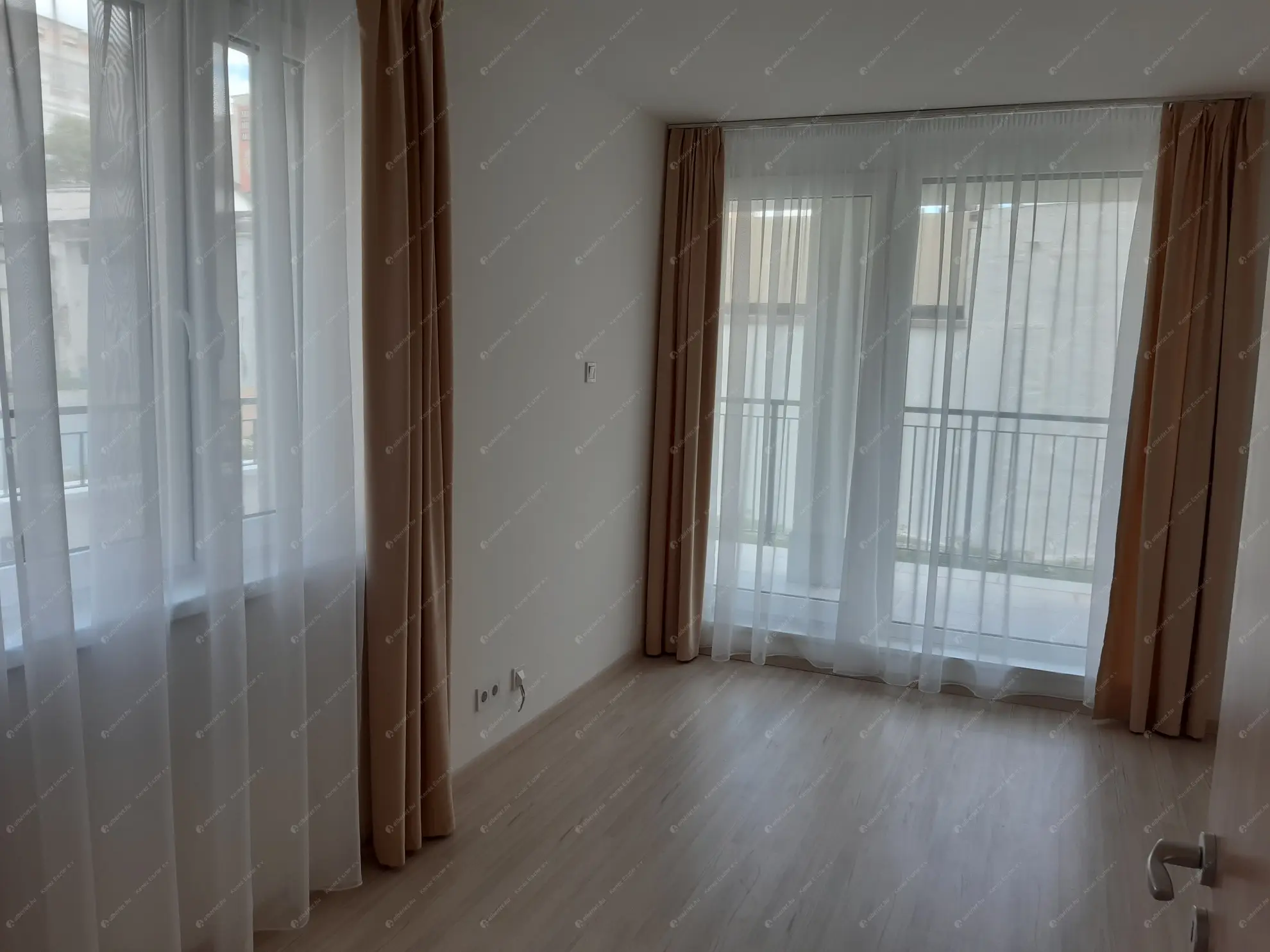 Kiadó albérlet 490000 Ft/hó áron: Budapest, XIII. kerület  Angyalföldi út. Mérete: 84 nm, 4 szobás | Alberlet.hu - 6548533