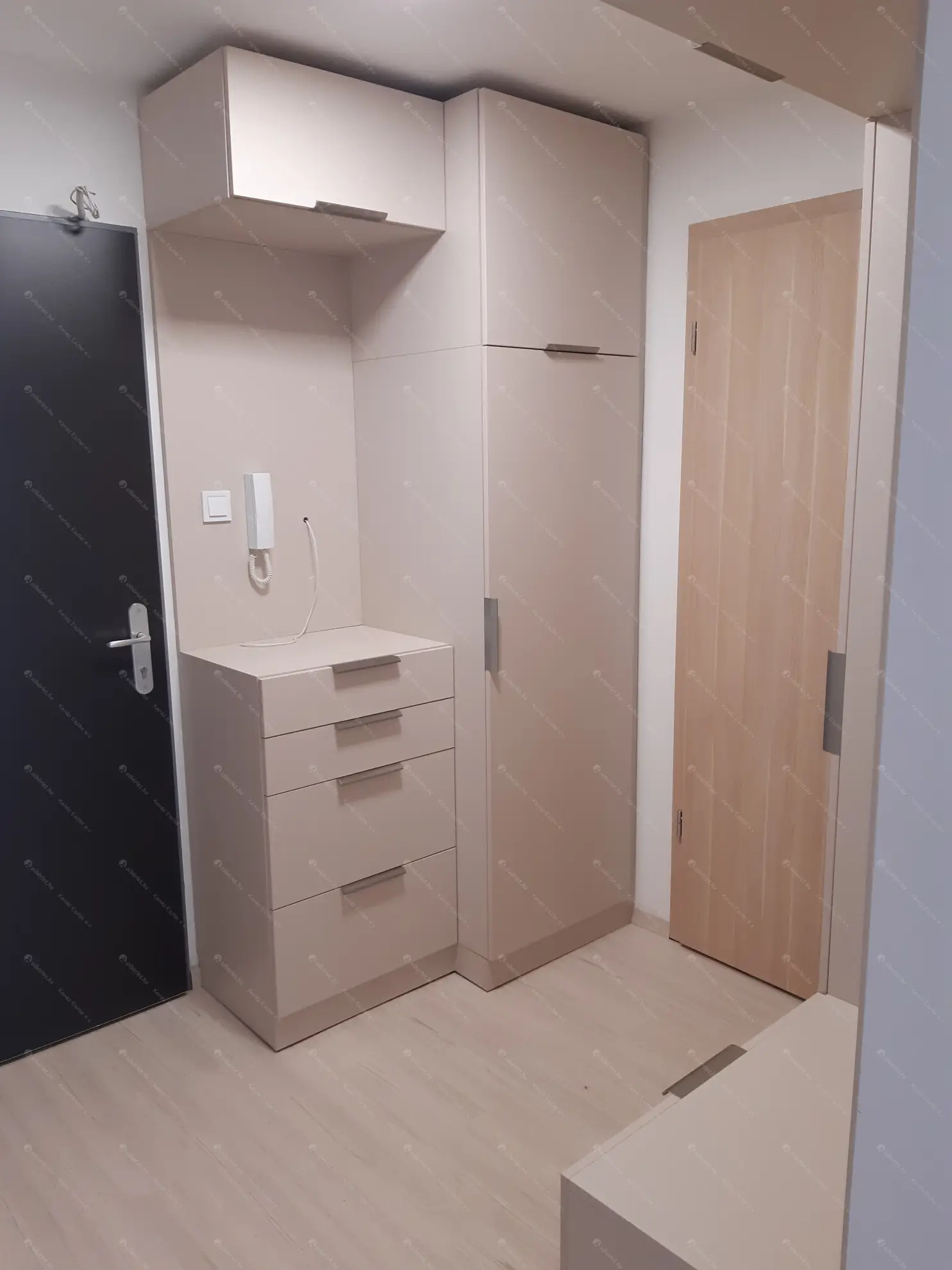 Kiadó albérlet 490000 Ft/hó áron: Budapest, XIII. kerület  Angyalföldi út. Mérete: 84 nm, 4 szobás | Alberlet.hu - 6548536