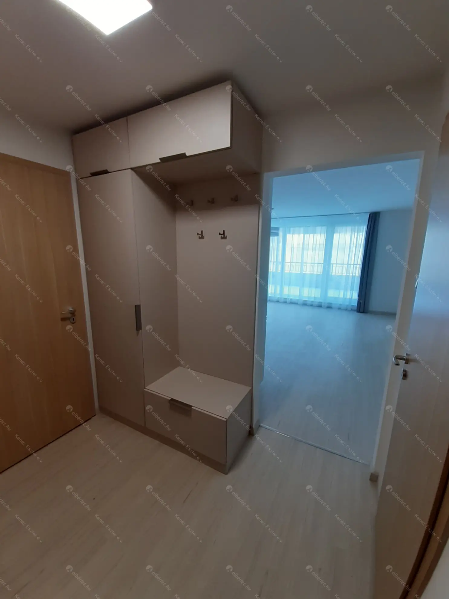 Kiadó albérlet 490000 Ft/hó áron: Budapest, XIII. kerület  Angyalföldi út. Mérete: 84 nm, 4 szobás | Alberlet.hu - 6548538