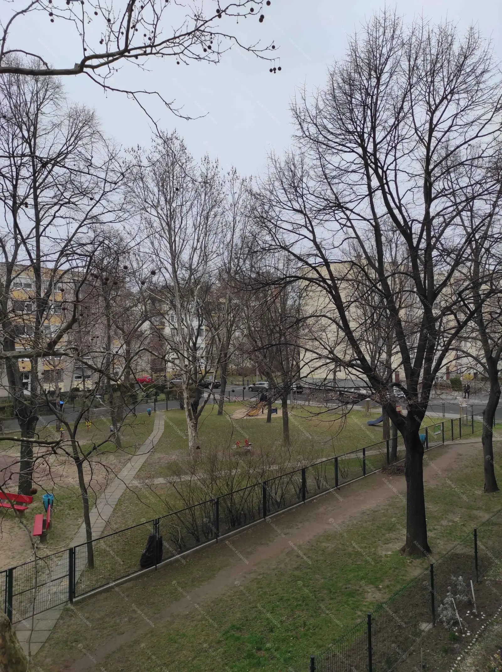 Kiadó albérlet 200000 Ft/hó áron: Budapest, XIII. kerület  Babér utca. Mérete: 35 nm, 1 szobás | Alberlet.hu - 6667713