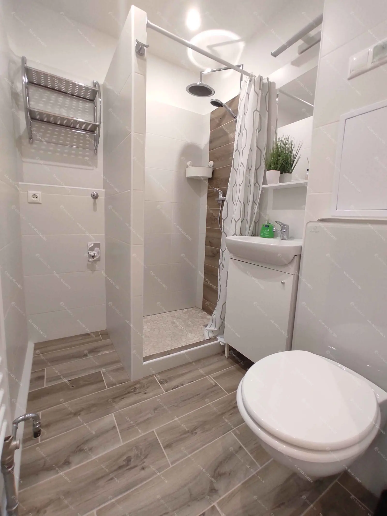 Kiadó albérlet 200000 Ft/hó áron: Budapest, XIII. kerület  Babér utca. Mérete: 35 nm, 1 szobás | Alberlet.hu - 6667722