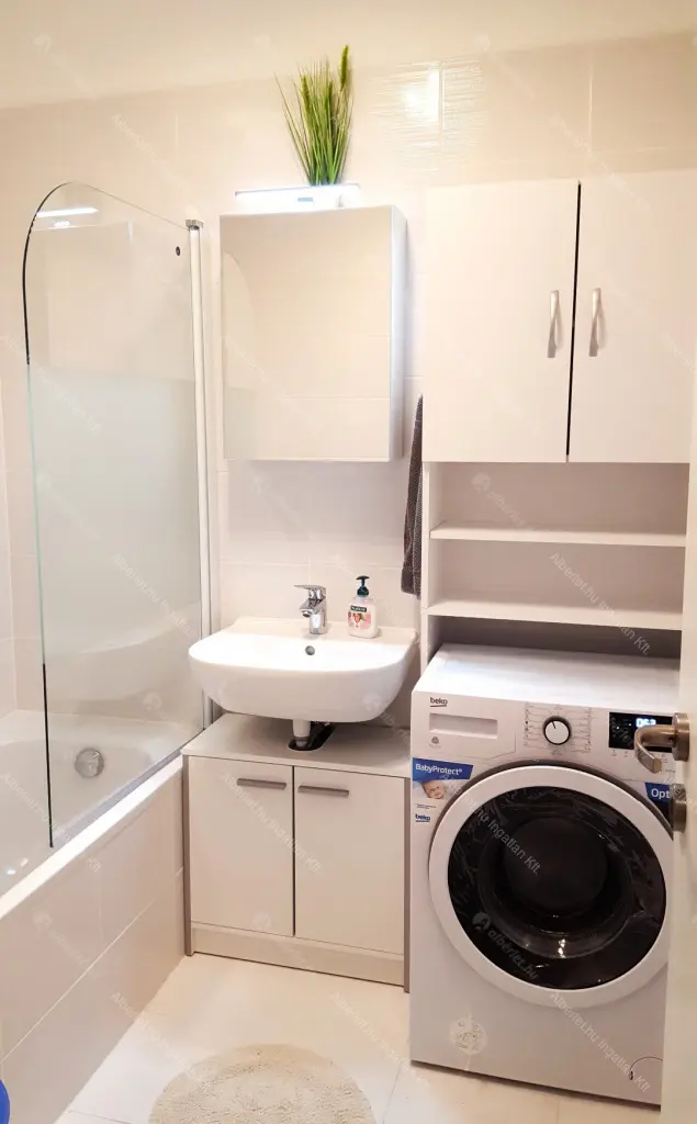 Kiadó albérlet 285000 Ft/hó áron: Budapest, XIII. kerület  Babér utca. Mérete: 44 nm, 2 szobás | Alberlet.hu - 6679428