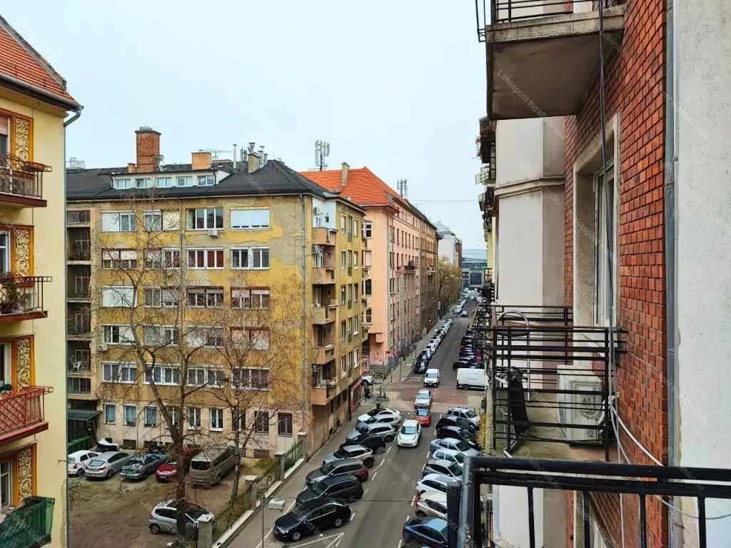 Kiadó albérlet 190000 Ft/hó áron: Budapest, XIII. kerület  Balzac utca. Mérete: 28 nm, 1 szobás | Alberlet.hu - 6697404