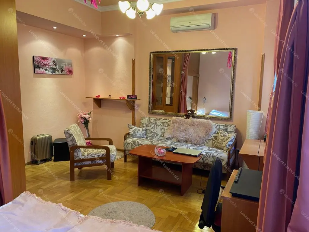 Kiadó albérlet 210000 Ft/hó áron: Budapest, XIII. kerület  Balzac utca. Mérete: 30 nm, 1 szobás | Alberlet.hu - 6704134