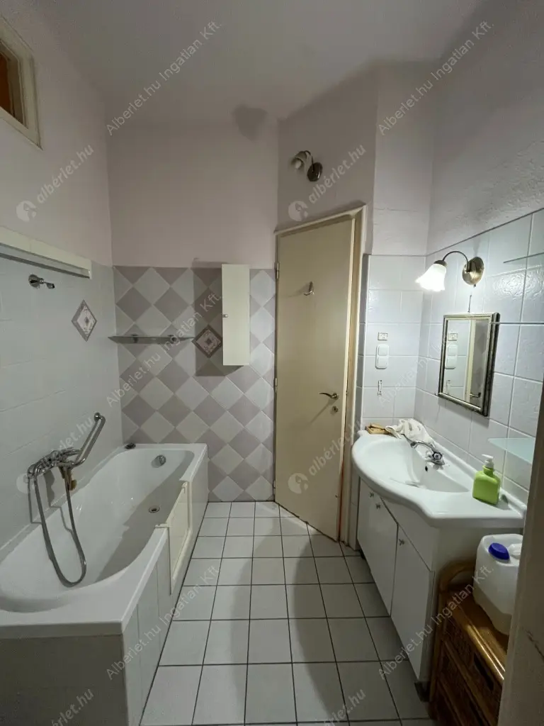 Kiadó albérlet 340000 Ft/hó áron: Budapest, XIII. kerület  Balzac utca. Mérete: 63 nm, 2 szobás | Alberlet.hu - 6611783