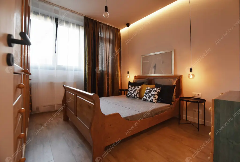 Kiadó albérlet 390000 Ft/hó áron: Budapest, XIII. kerület  Balzac utca. Mérete: 67 nm, 3 szobás | Alberlet.hu - 6563704