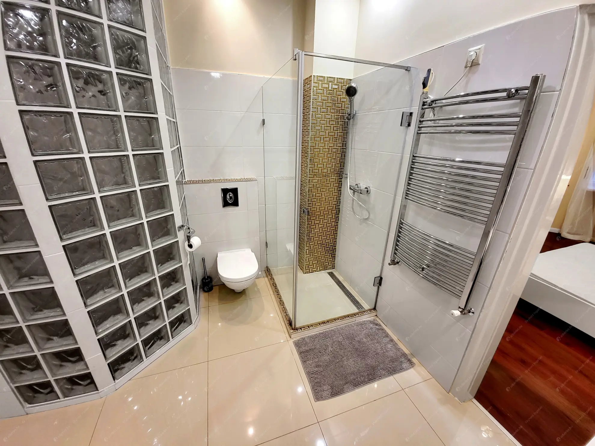 Kiadó albérlet 540000 Ft/hó áron: Budapest, XIII. kerület  Balzac utca. Mérete: 76 nm, 3 szobás | Alberlet.hu - 6593698