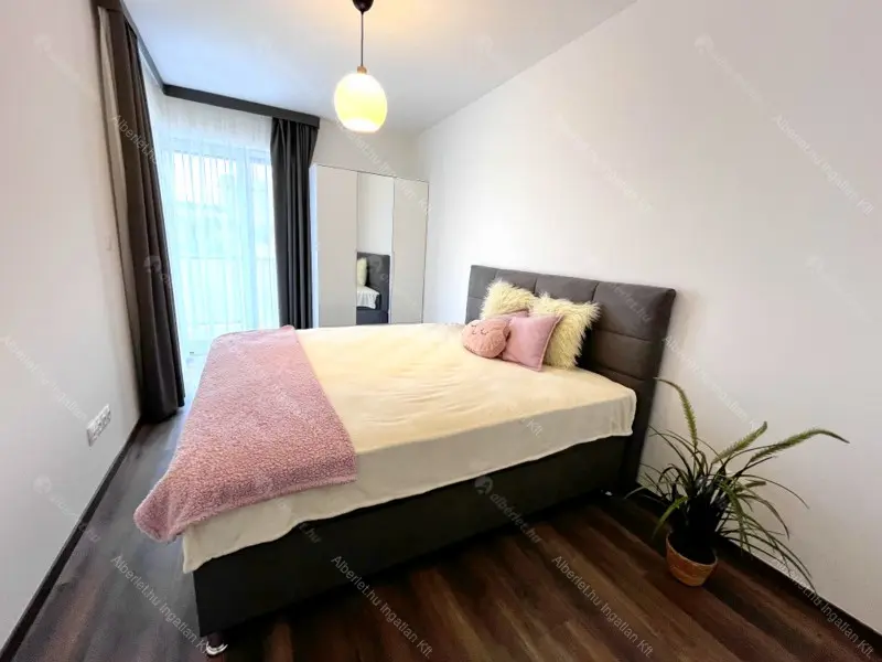 Kiadó albérlet 330000 Ft/hó áron: Budapest, XIII. kerület  Béke tér. Mérete: 50 nm, 2 szobás | Alberlet.hu - 6675708