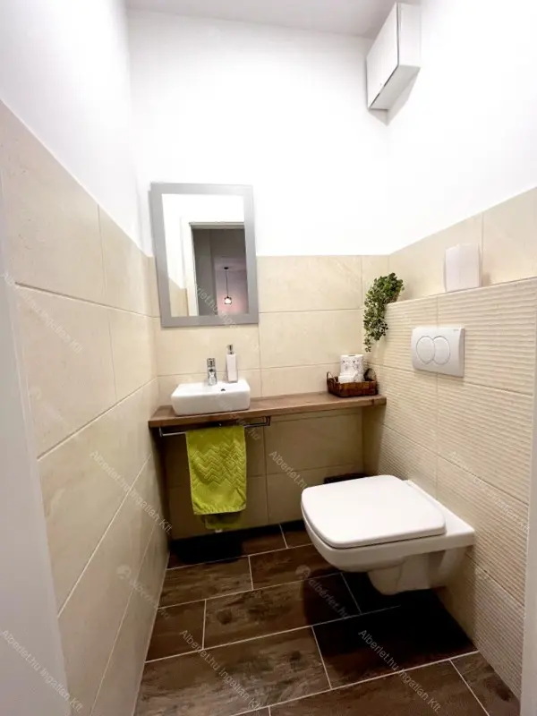 Kiadó albérlet 330000 Ft/hó áron: Budapest, XIII. kerület  Béke tér. Mérete: 50 nm, 2 szobás | Alberlet.hu - 6675710