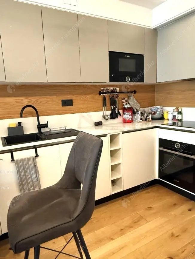 Kiadó albérlet 440000 Ft/hó áron: Budapest, XIII. kerület  Bessenyei utca. Mérete: 49 nm, 1 szobás | Alberlet.hu - 6633756