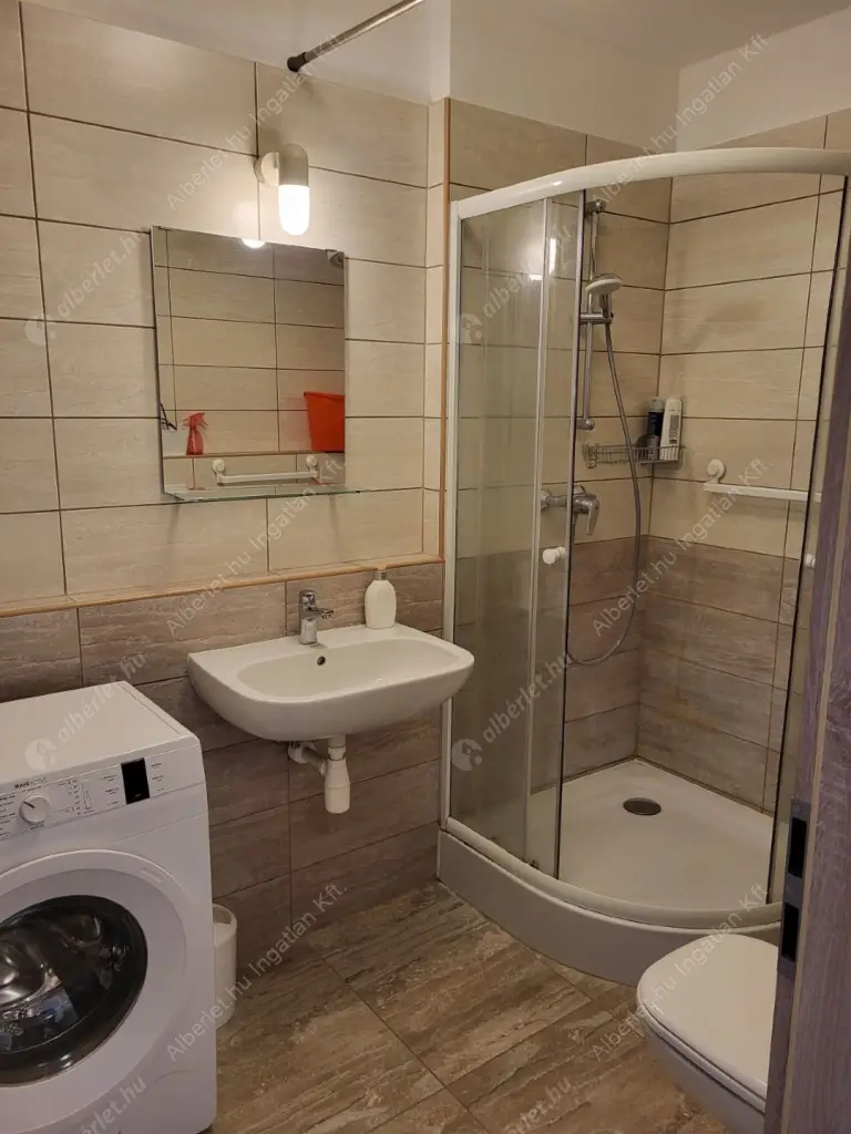 Kiadó albérlet 382000 Ft/hó áron: Budapest, XIII. kerület  Bessenyei utca. Mérete: 70 nm, 3 szobás | Alberlet.hu - 6582629