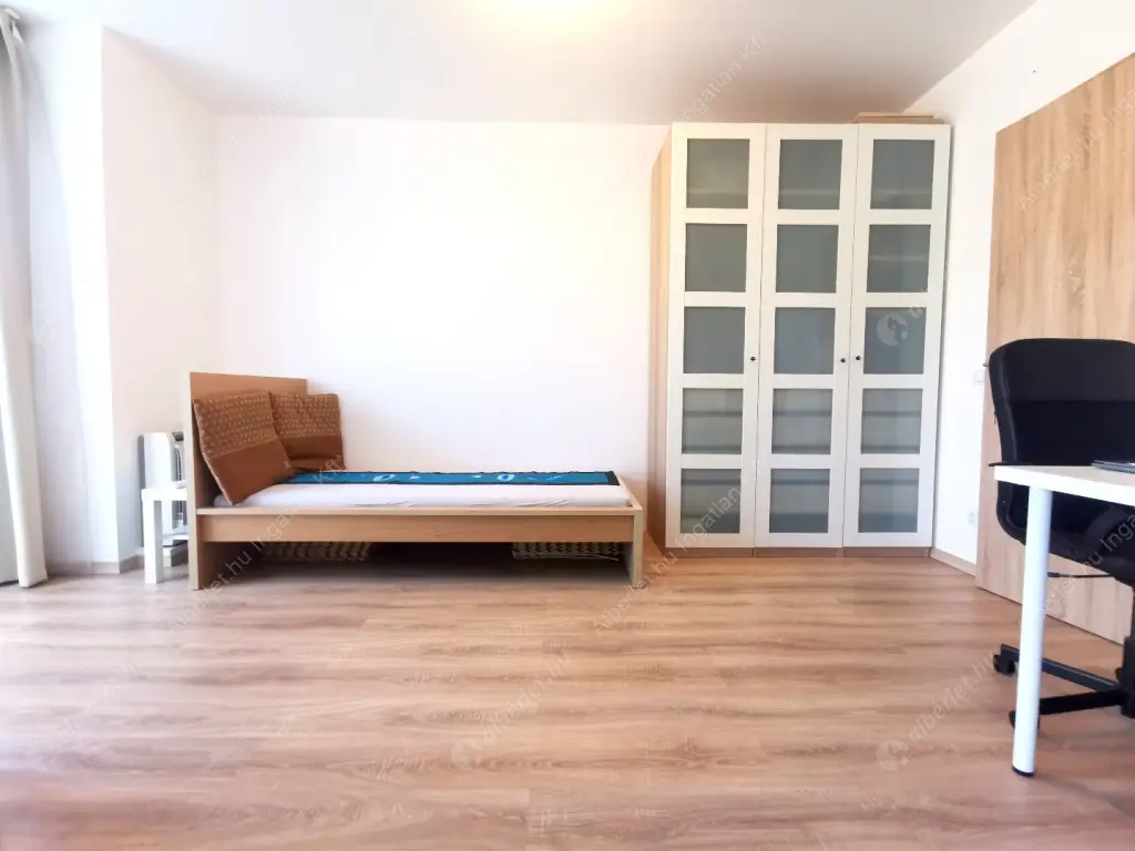 Kiadó albérlet 386000 Ft/hó áron: Budapest, XIII. kerület  Bessenyei utca. Mérete: 70 nm, 3 szobás | Alberlet.hu - 6602909