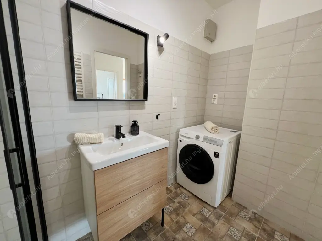 Kiadó albérlet 450000 Ft/hó áron: Budapest, XIII. kerület  Bessenyei utca. Mérete: 70 nm, 3 szobás | Alberlet.hu - 6609716