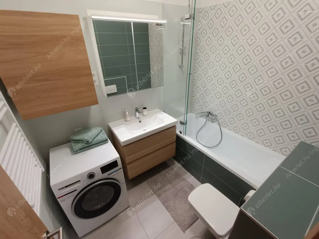 Kiadó albérlet 390000 Ft/hó áron: Budapest, XIII. kerület  Bulcsú utca. Mérete: 45 nm, 2 szobás | Alberlet.hu - 6603500