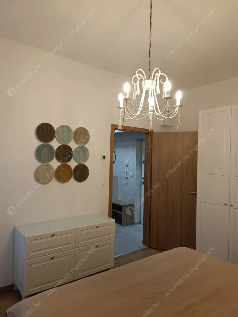 Kiadó albérlet 390000 Ft/hó áron: Budapest, XIII. kerület  Bulcsú utca. Mérete: 45 nm, 2 szobás | Alberlet.hu - 6603509