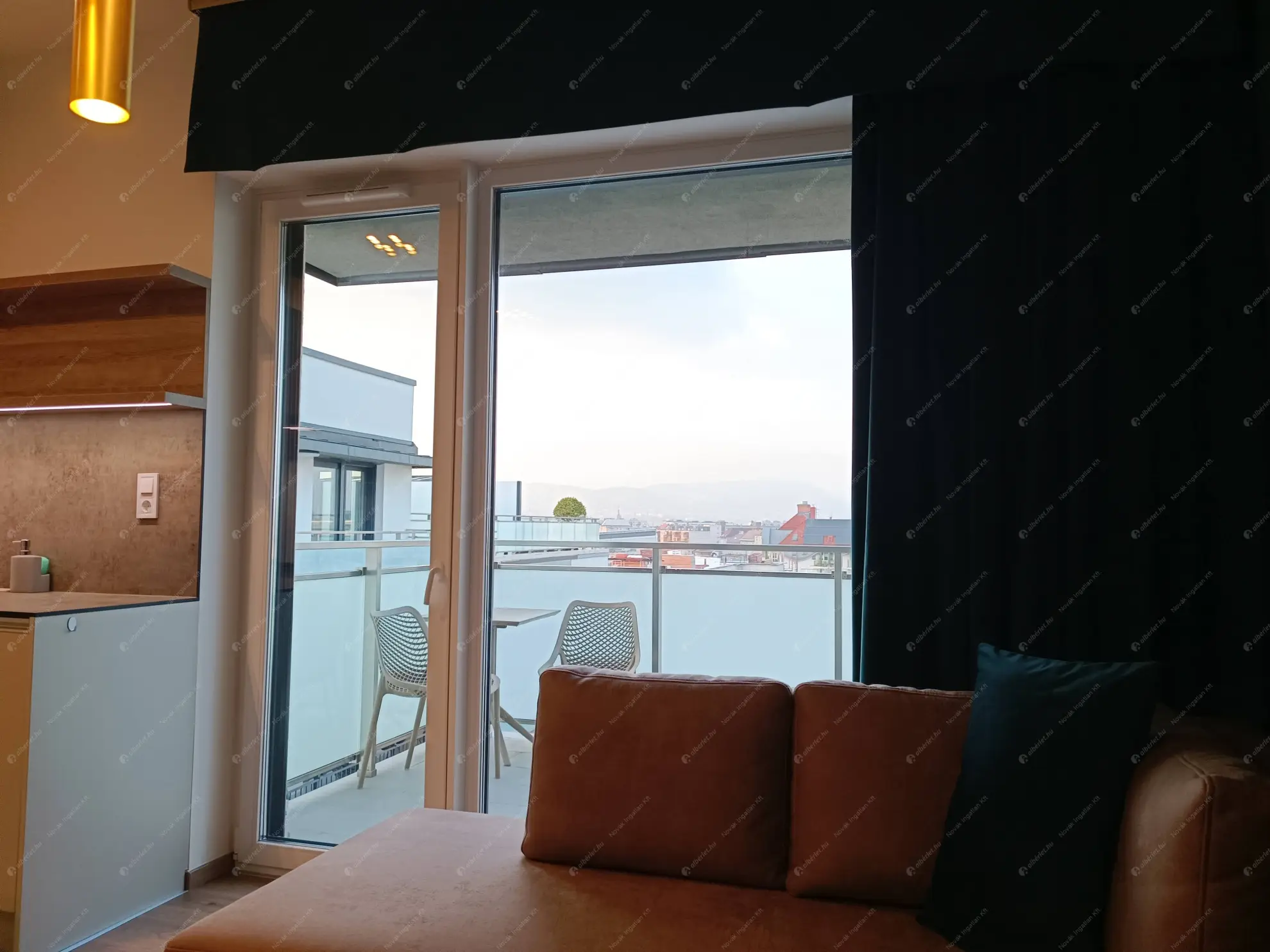 Kiadó albérlet 390000 Ft/hó áron: Budapest, XIII. kerület  Bulcsú utca. Mérete: 45 nm, 1 szobás | Alberlet.hu - 6612240