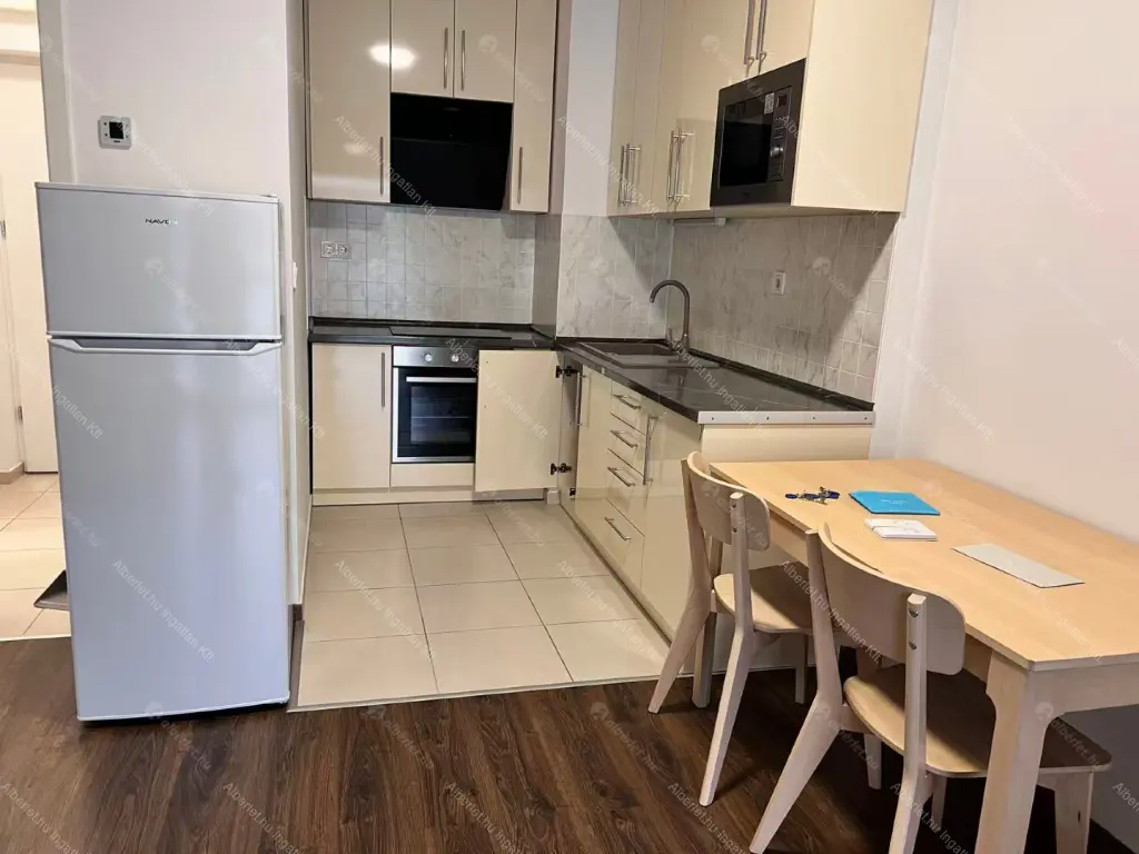 Kiadó albérlet 305000 Ft/hó áron: Budapest, XIII. kerület  Bulcsú utca. Mérete: 45 nm, 2 szobás | Alberlet.hu - 6643356