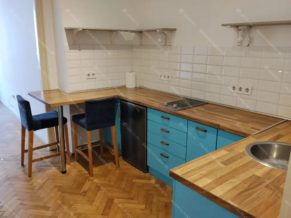 Kiadó albérlet 210000 Ft/hó áron: Budapest, XIII. kerület  Csanády utca. Mérete: 38 nm, 1 szobás | Alberlet.hu - 6665797