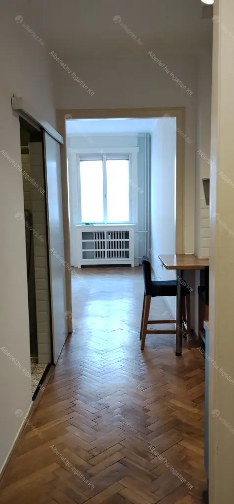 Kiadó albérlet 210000 Ft/hó áron: Budapest, XIII. kerület  Csanády utca. Mérete: 38 nm, 1 szobás | Alberlet.hu - 6665803