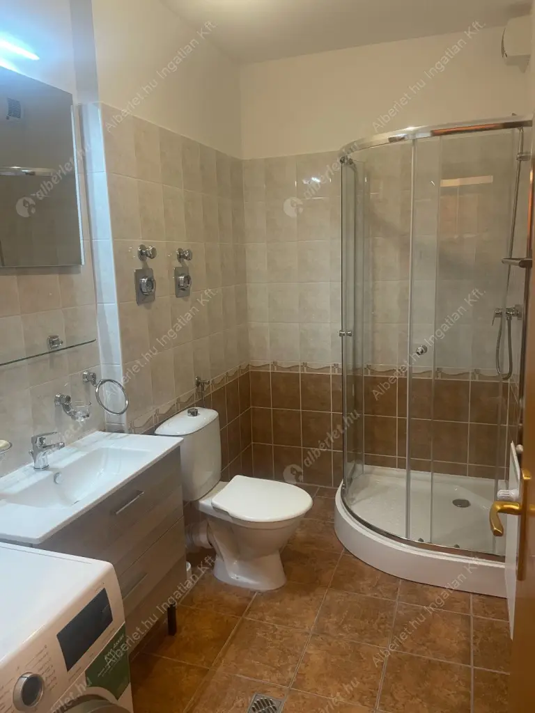 Kiadó albérlet 250000 Ft/hó áron: Budapest, XIII. kerület  Csángó utca. Mérete: 43 nm, 1 szobás | Alberlet.hu - 6575767